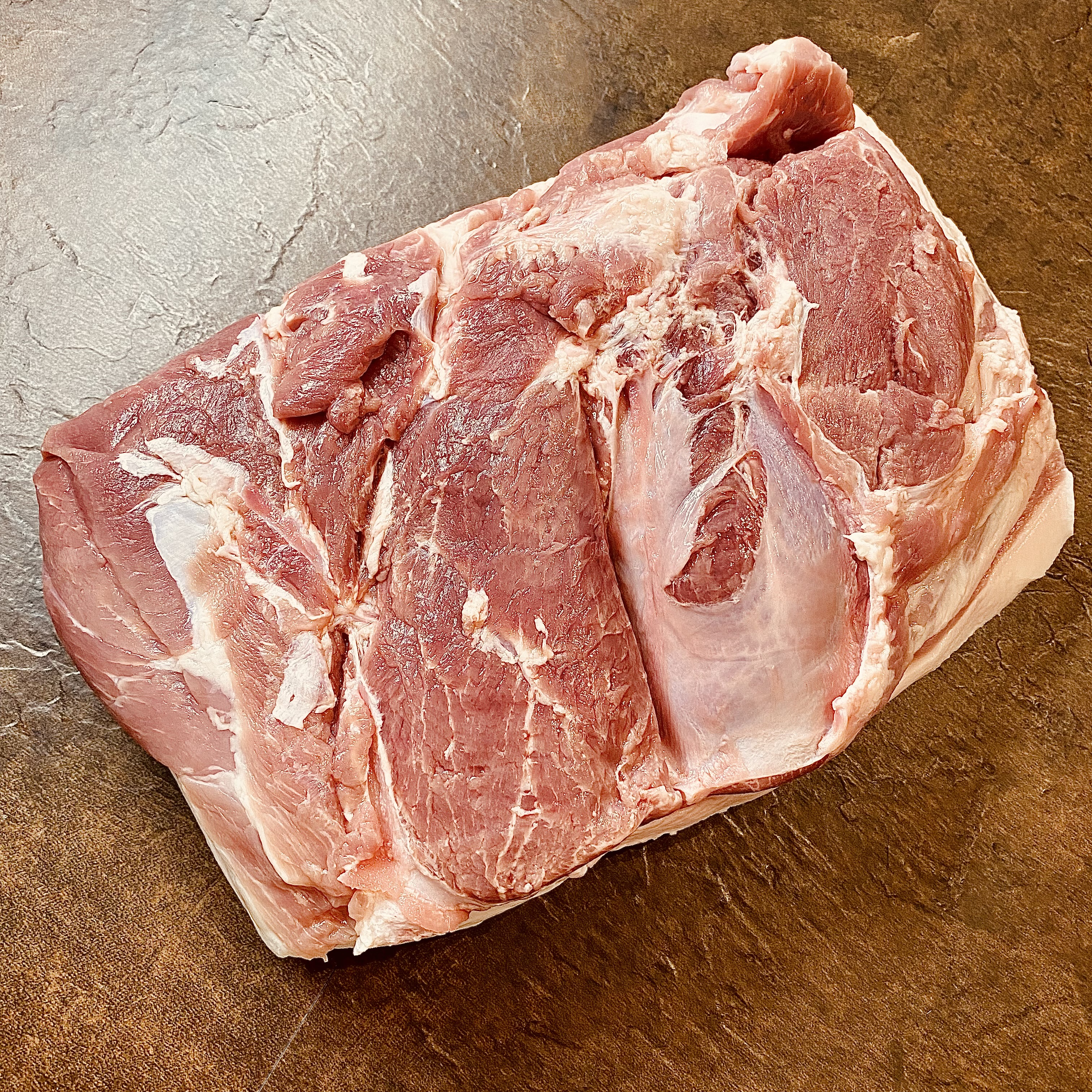 BBQ-Cut! Mettschulter 2.0, am Stück, ideal für Pulled-Pork und natürlich für jegliche Art von Roh- und Grillwurst